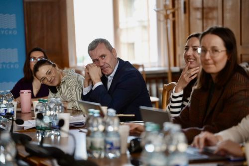 przedstawicieli Ministerstwa Klimatu i Środowiska